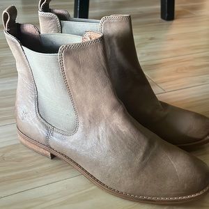 Frye Erin Chelsea boot/bootie